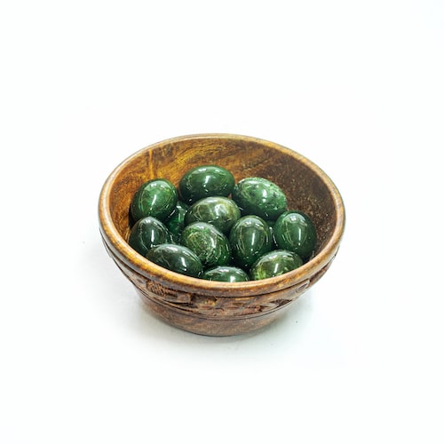 Canadian nephrite jade eggs